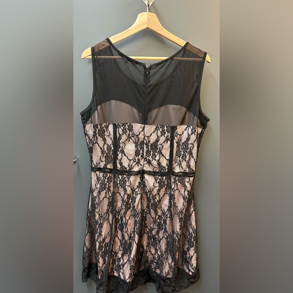 MXM Black Lace / Nude Fit & Flare Knee Length Dress - Picture 2 of 7